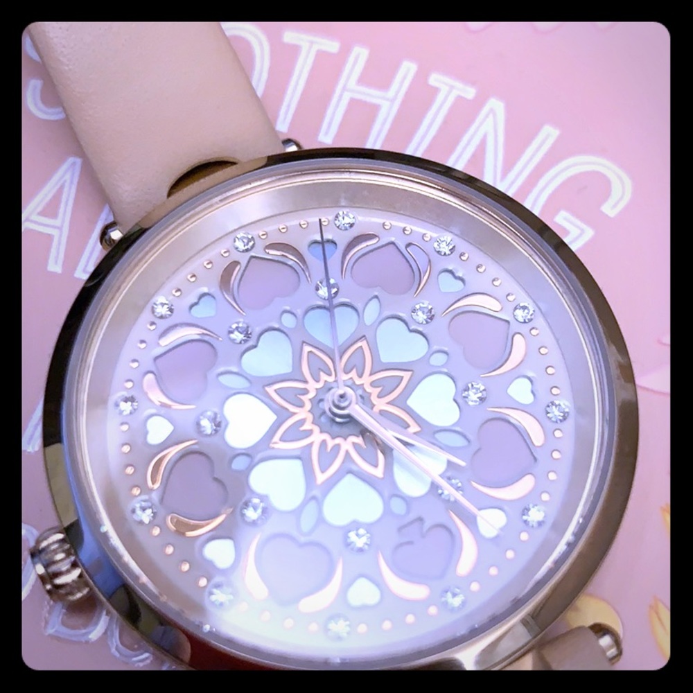 Kate Spade ♠️ cream color watch.